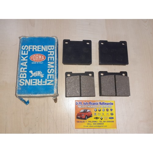 KIT 4 SERIE PASTIGLIE FRENO ANTERIORI PER FORD HONDA LANCIA FORMA DP 30 NUOVI