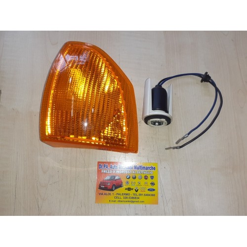 copy of FANALINO FRECCIA DESTRA ARANCIO ALFA ROMEO  33  '90 LEART  10.618.000 NUOVO