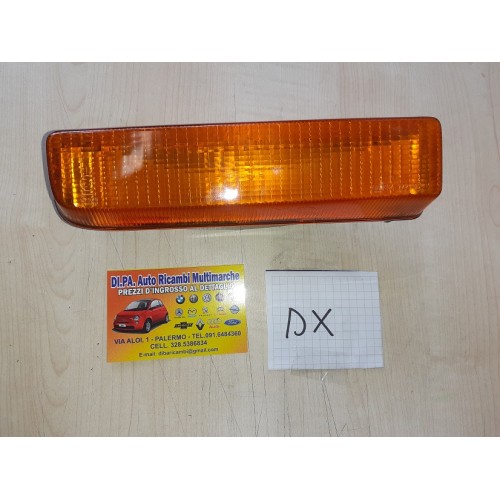 FANALE FANALINO FRECCIA DX FORD FIESTA MK1 1976 ARANCIO LEART 20.284.122 NUOVO