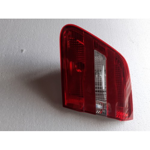 LUCE  -FANALE  POSTERIORE - MERCEDES - W24611-  PER  SPORTELLO - LATO- DX -ORIGINALE  ( USATO -SEMINUOVO )  -